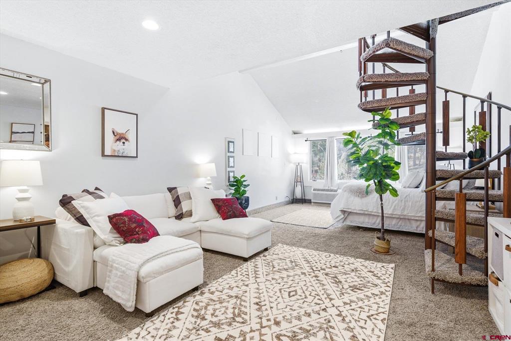 314 N Tamarron Drive 218