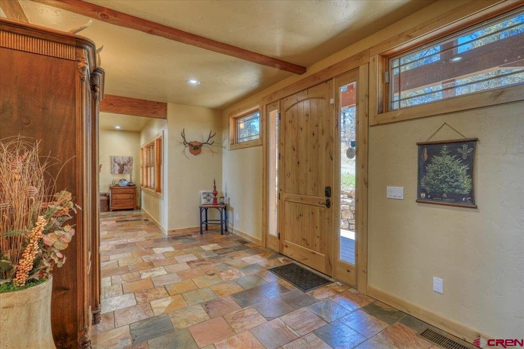 207 La Tierra Court