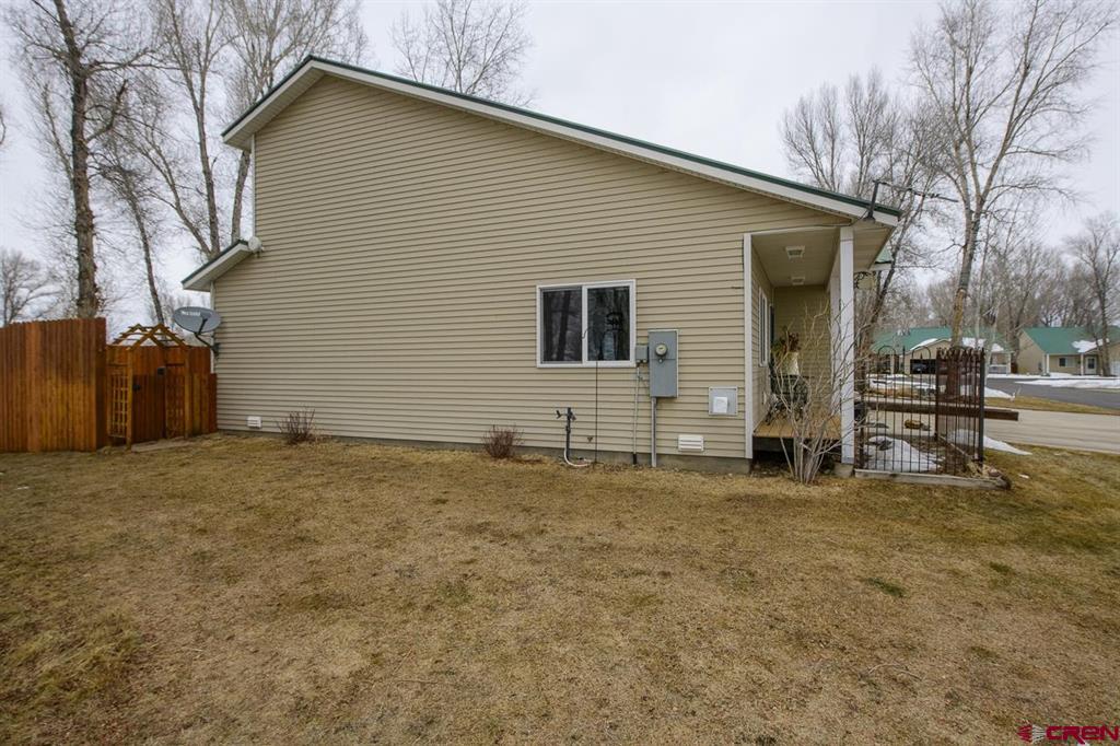 Gunnison, Colorado 81230, United States, 3 Bedrooms Bedrooms, ,2 BathroomsBathrooms,Residential,Contingent,5575