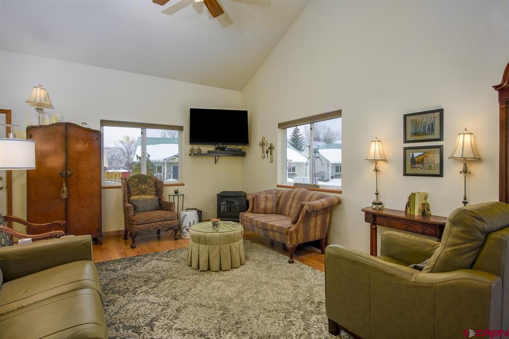 Gunnison, Colorado 81230, United States, 3 Bedrooms Bedrooms, ,2 BathroomsBathrooms,Residential,Contingent,5575