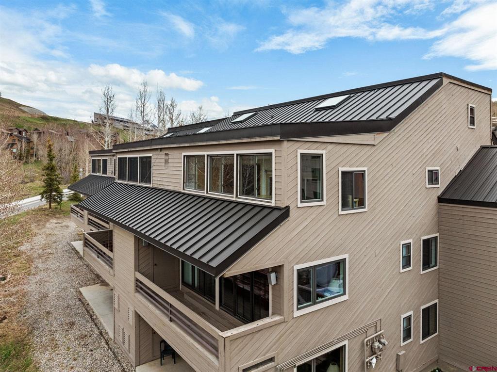 11 Hunter Hill Road 507