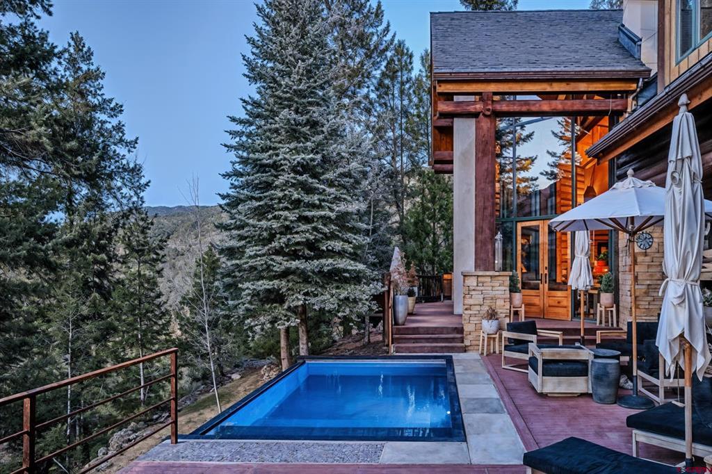 101 Becket Lake Drive