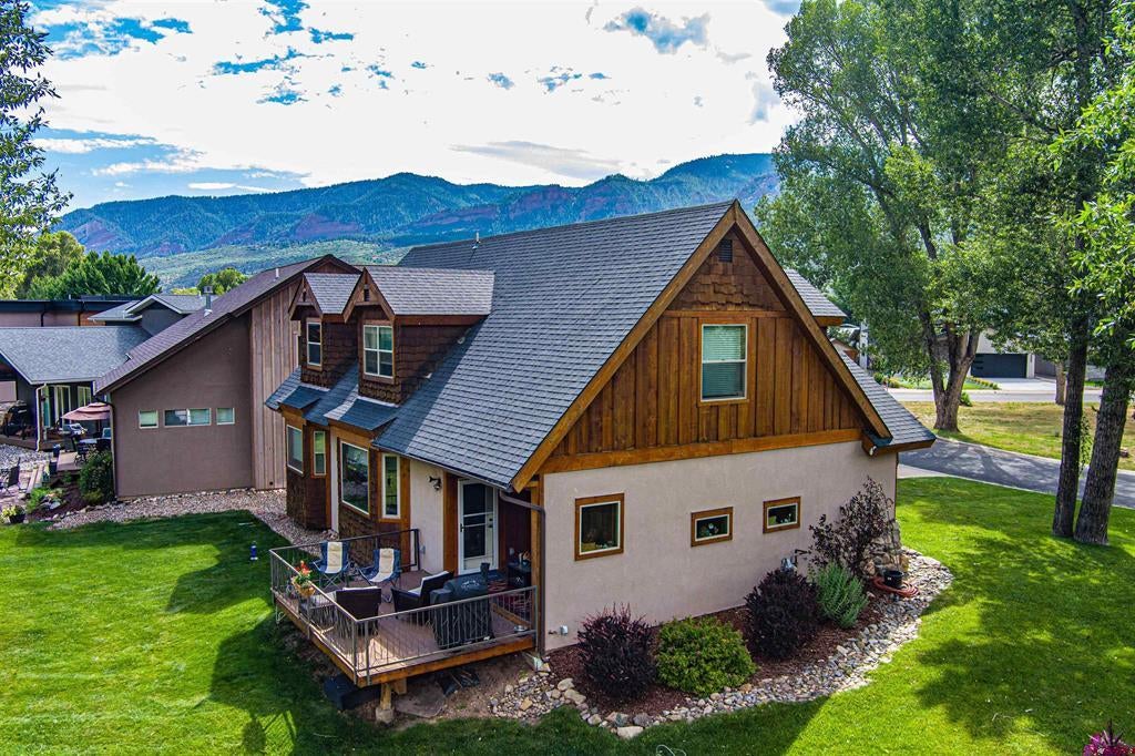 20 Cove Way