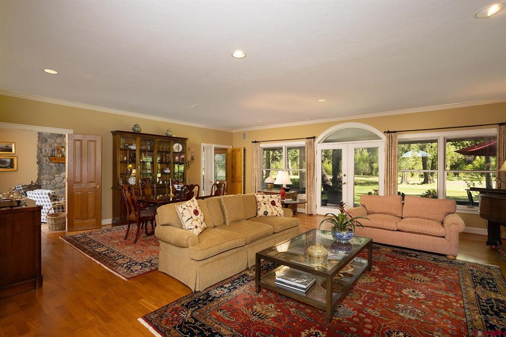 9907 County Road 250