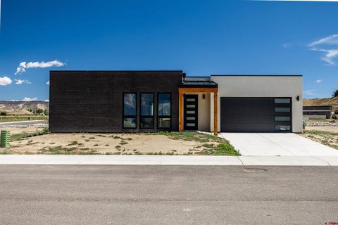Photo of 3444 Kestrel Loop, Montrose, CO 81401 (MLS # 837565)