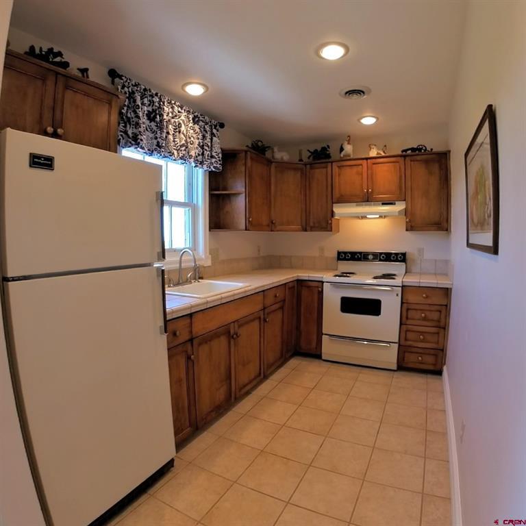 Cedaredge, Colorado, 81413, United States, 4 Bedrooms Bedrooms, ,3 BathroomsBathrooms,Residential,Active,1952038