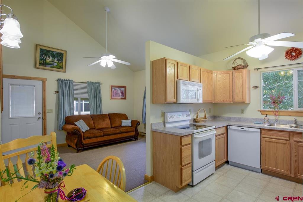 Gunnison, Colorado 81230, United States, 2 Bedrooms Bedrooms, ,2 BathroomsBathrooms,Residential,Active,193518
