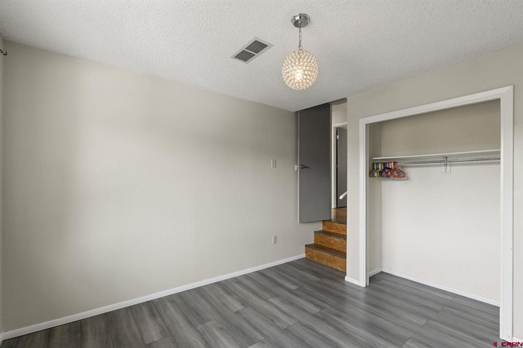 Durango, Colorado 81301, United States, 5 Bedrooms Bedrooms, ,3 BathroomsBathrooms,Residential,Active,180029