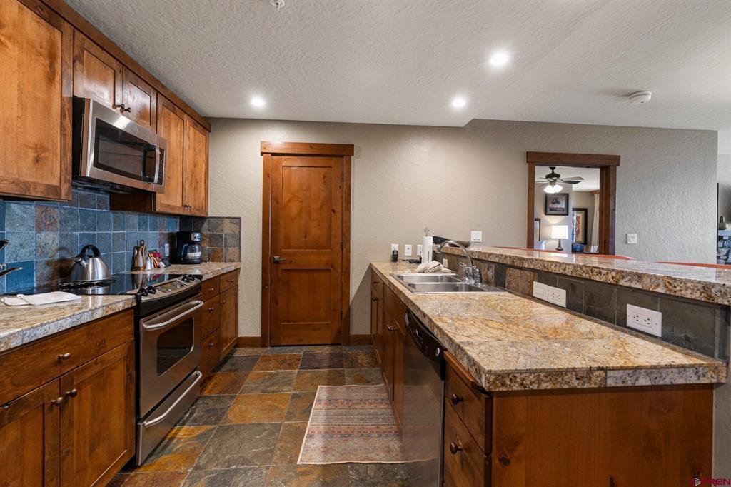 24 Sheol Street 103A
