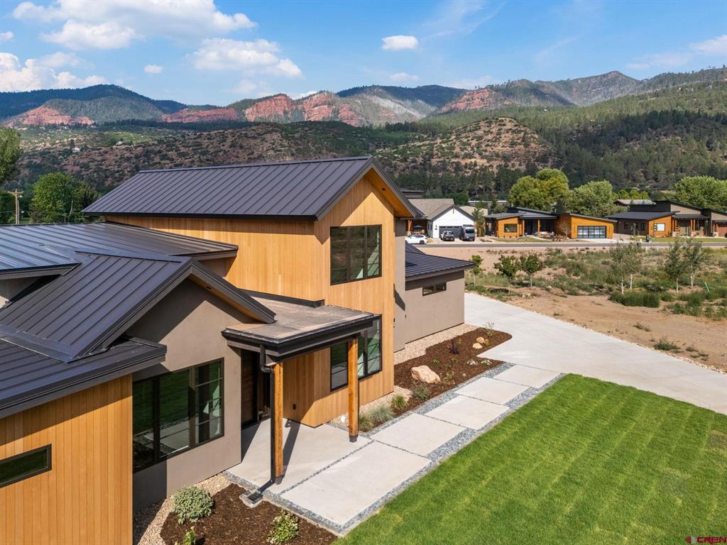 102 Elkview Court