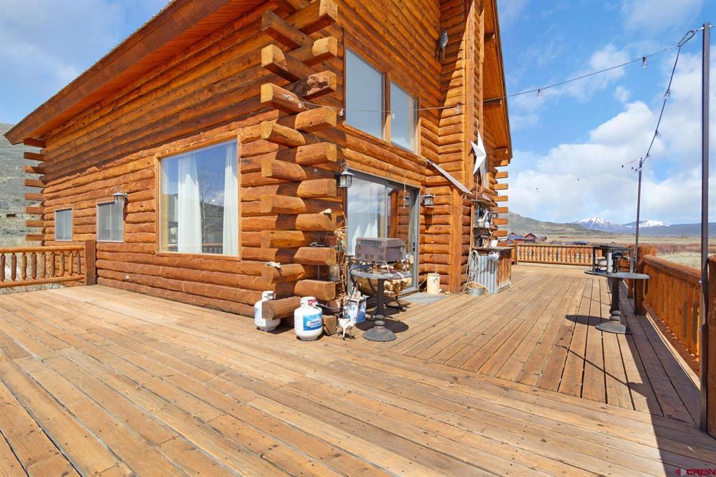 44 Tawanka Trail