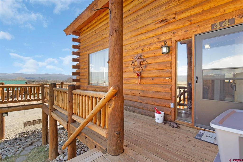 44 Tawanka Trail