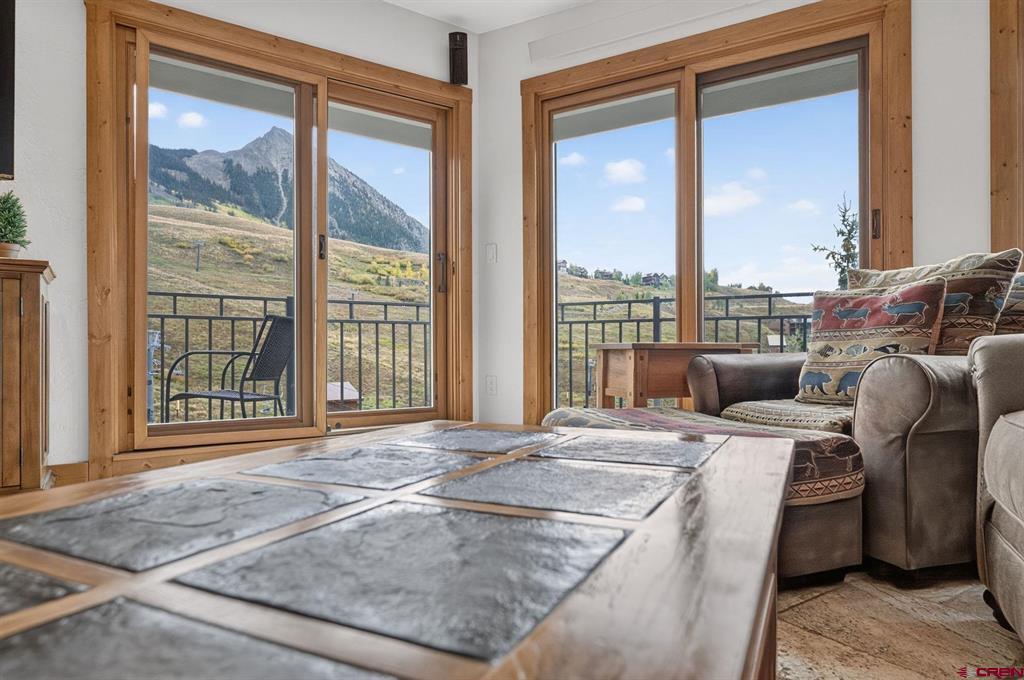 18 Snowmass Road 204