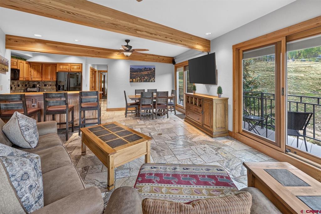 18 Snowmass Road 204