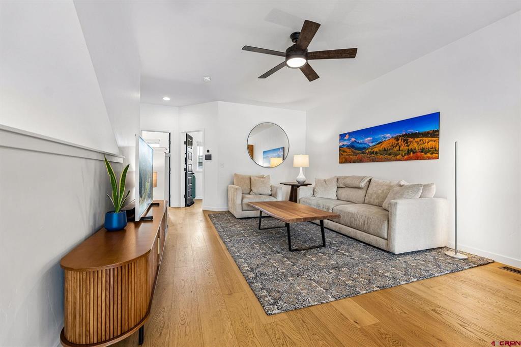 220 Metz Lane 604