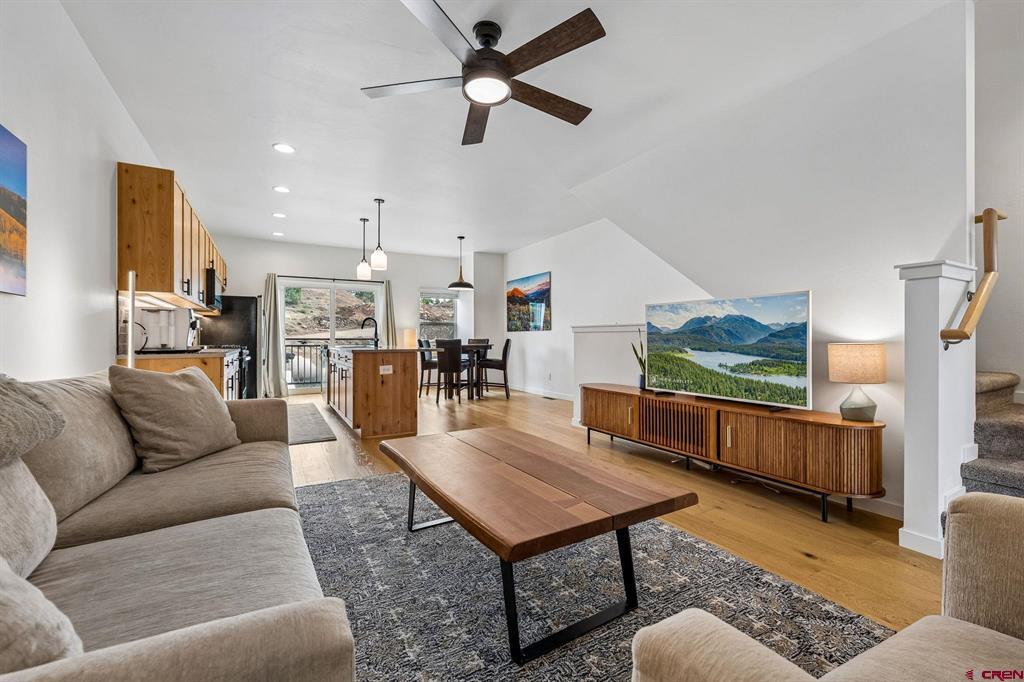 220 Metz Lane 604