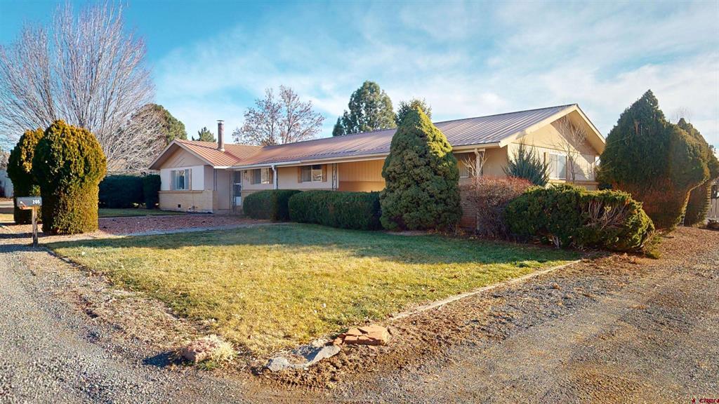 205 SE Frontier Avenue