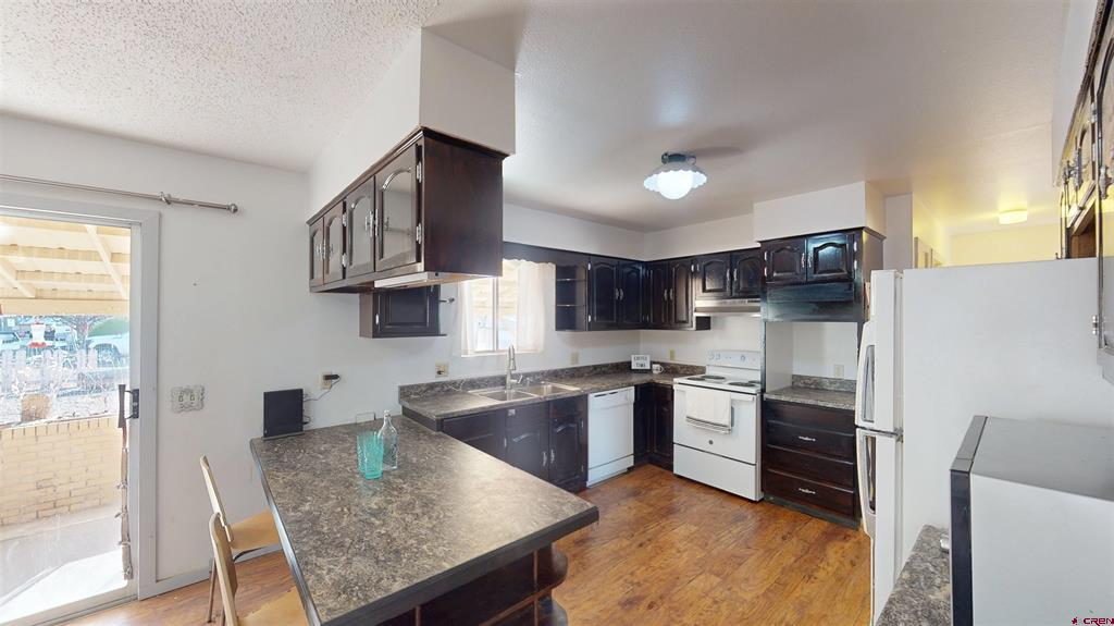 205 SE Frontier Avenue