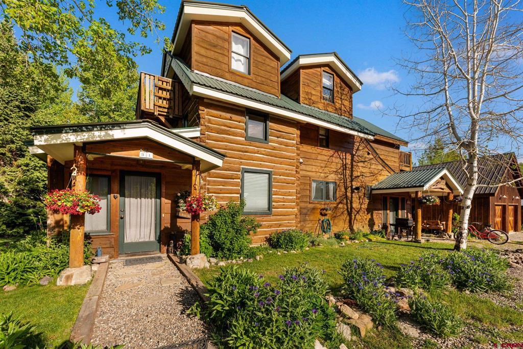 31 Gothic Avenue