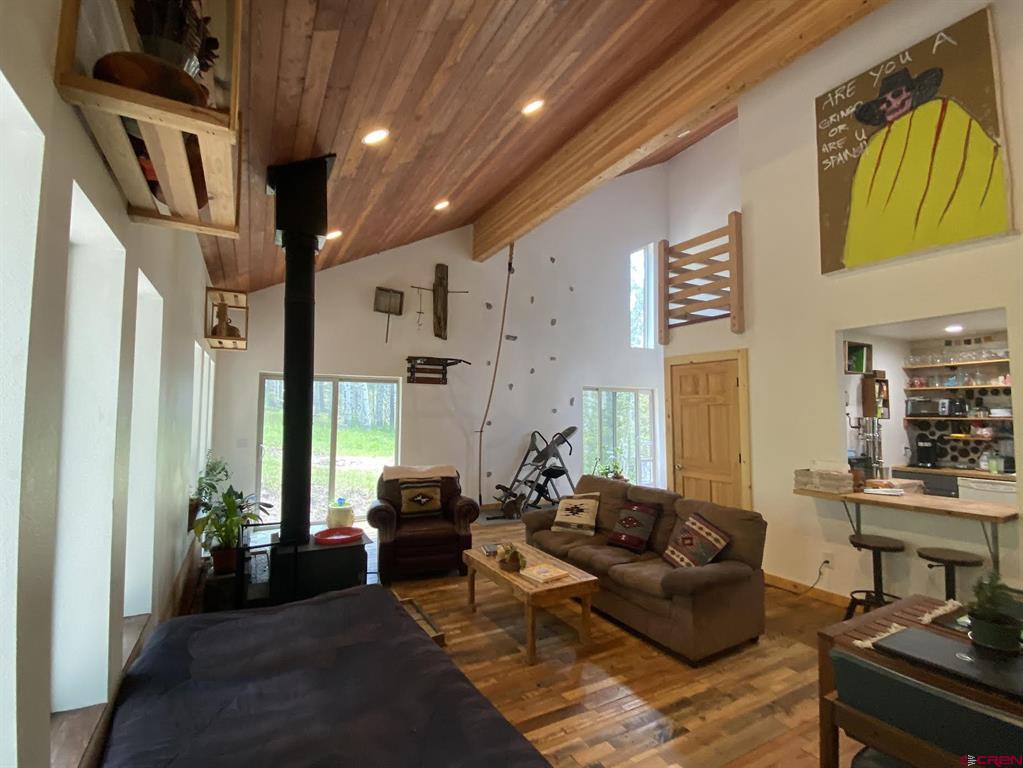 593 Crest Drive