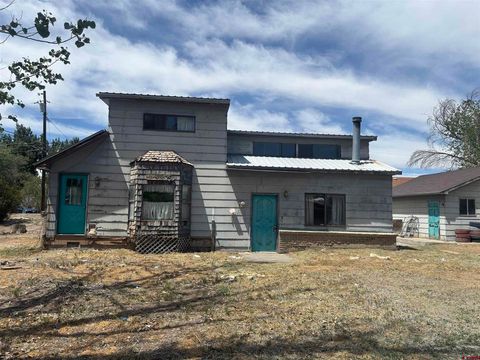 Photo of 1081 E 5th Street, Delta, CO 81416 (MLS # 834485)