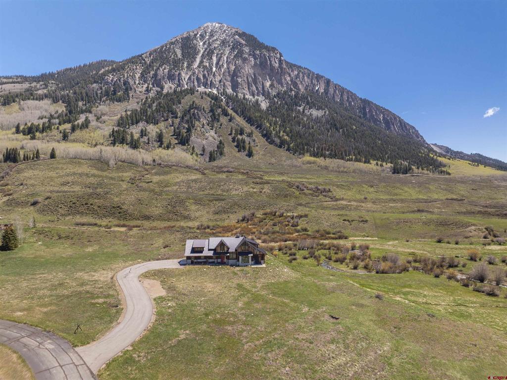 6 Moon Ridge Lane