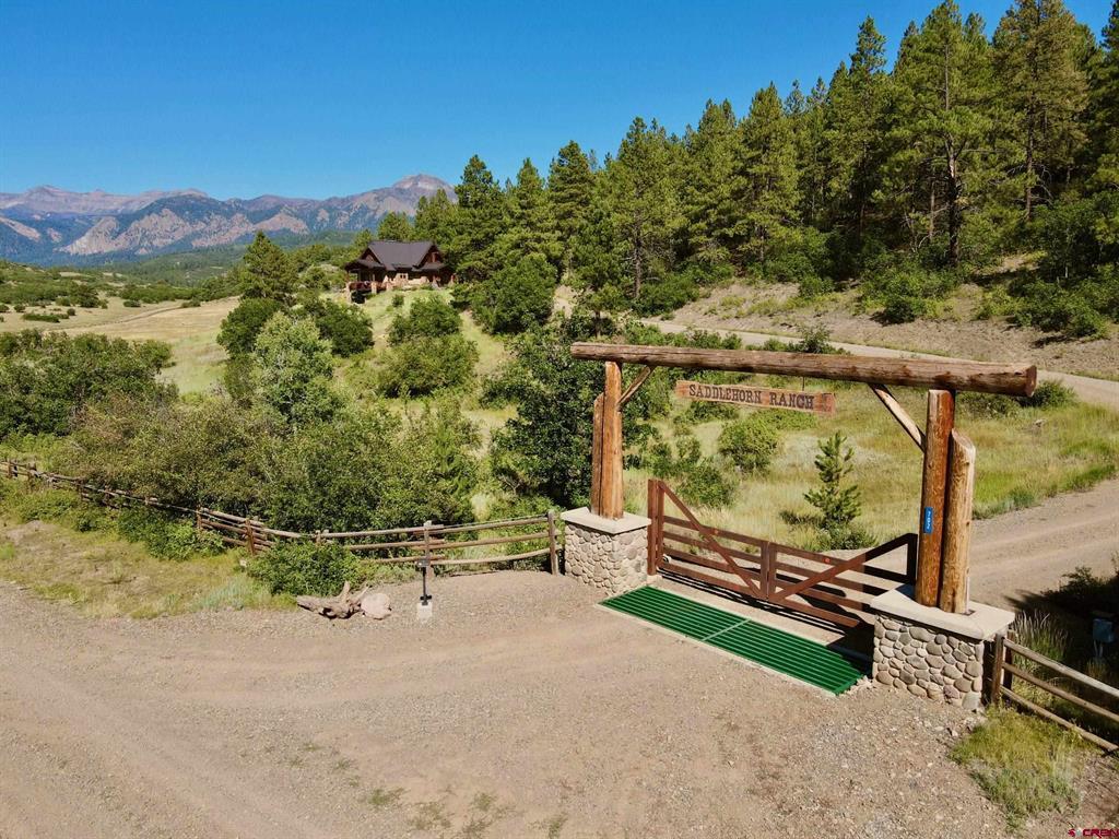 702 Jenni Lane Saddlehorn Ranch