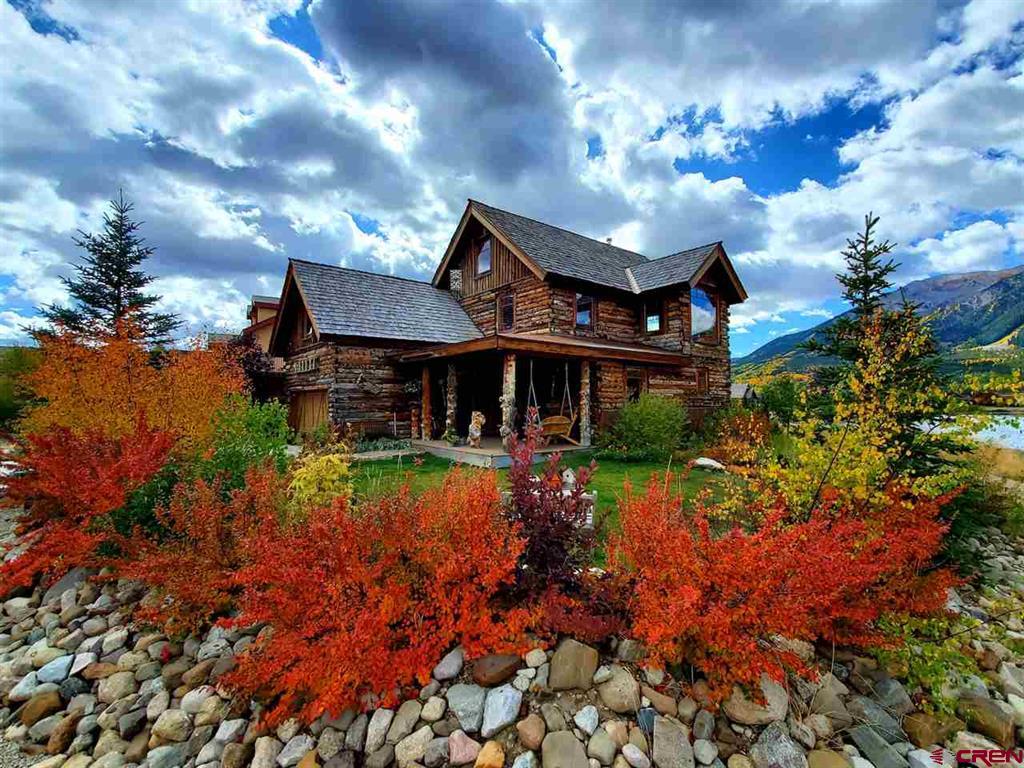 262 Larkspur Loop