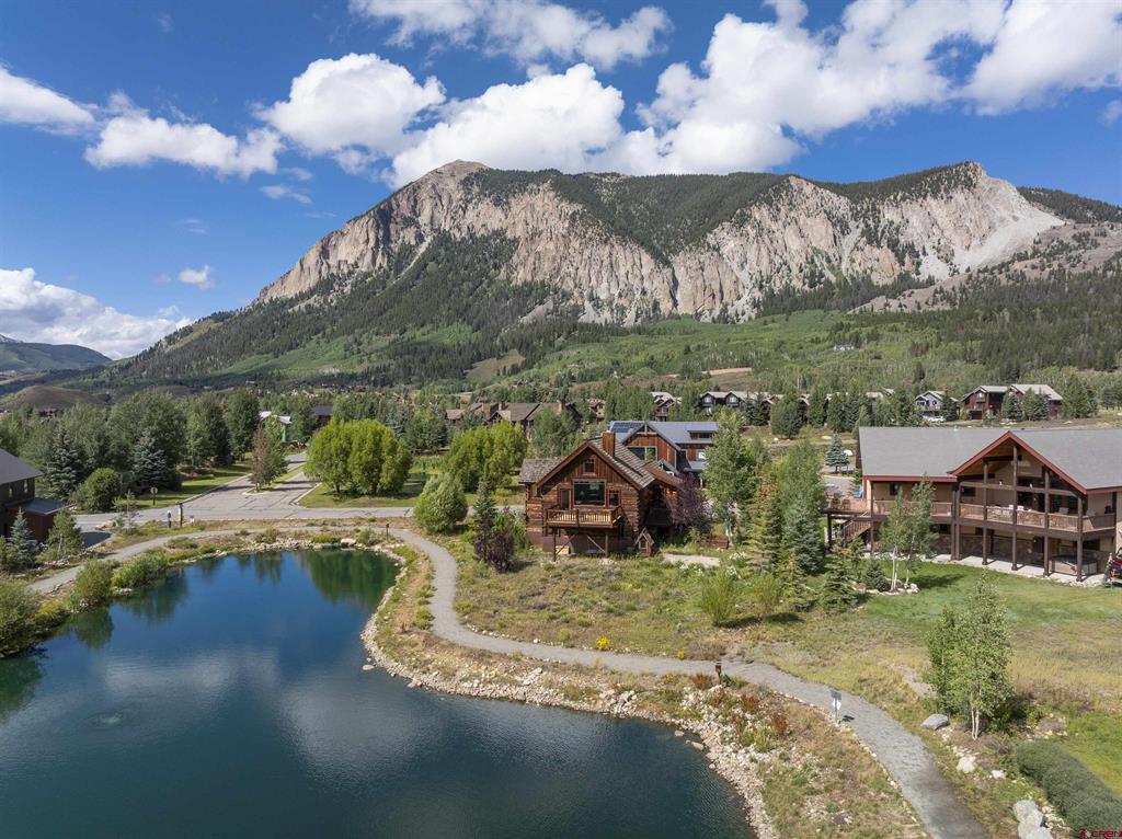262 Larkspur Loop
