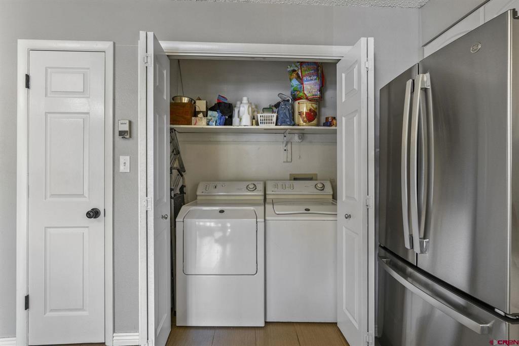 Durango, Colorado 81301, United States, 2 Bedrooms Bedrooms, ,1 BathroomBathrooms,Residential,Contingent,214172