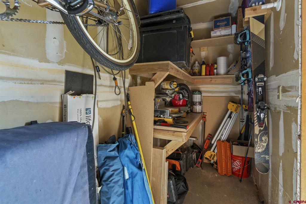 Durango, Colorado 81301, United States, 2 Bedrooms Bedrooms, ,1 BathroomBathrooms,Residential,Contingent,214172