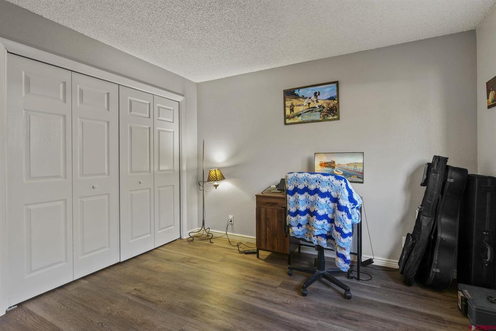 Durango, Colorado 81301, United States, 2 Bedrooms Bedrooms, ,1 BathroomBathrooms,Residential,Contingent,214172