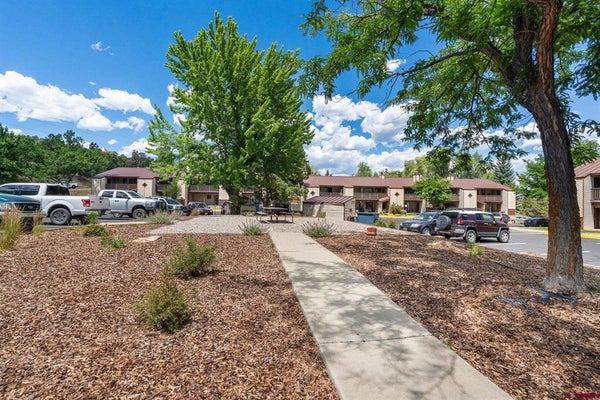 1206 AVENIDA DEL SOL APT 325, DURANGO, CO 81301 - Image e2abc565346fd846774eee289c83681e/259758253