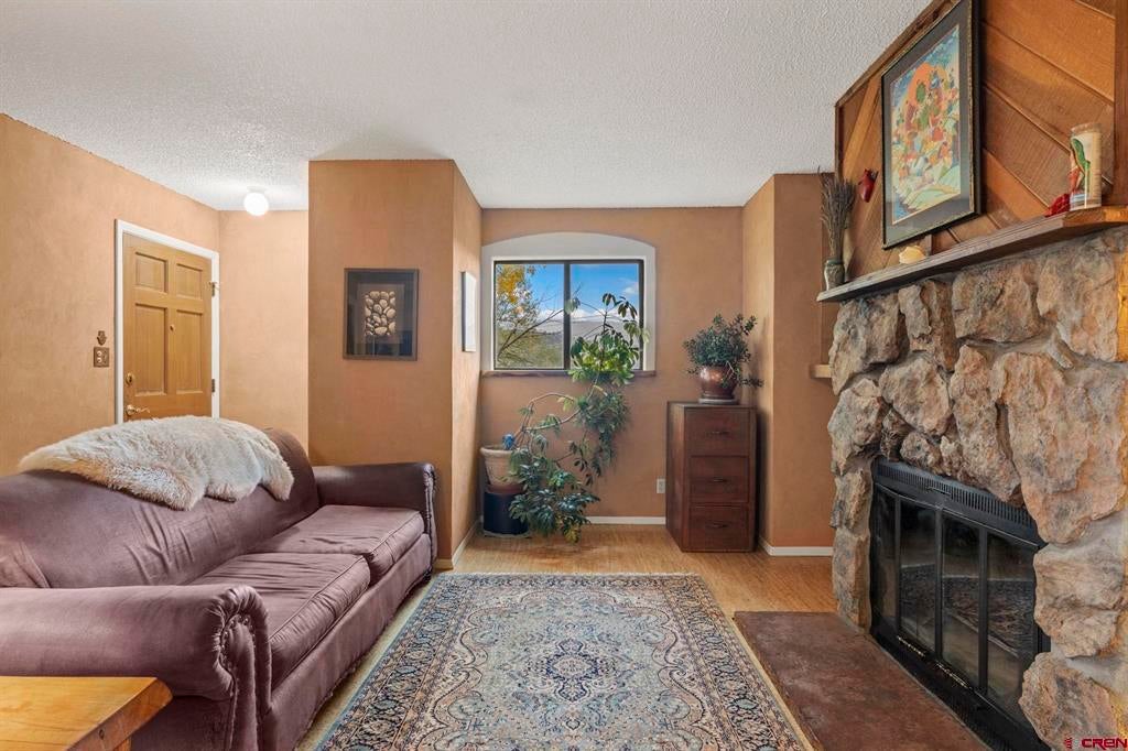 1206 AVENIDA DEL SOL 325