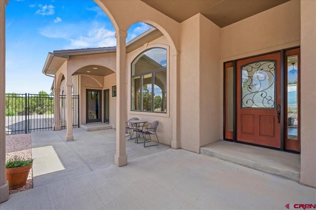 555 Waterview Lane