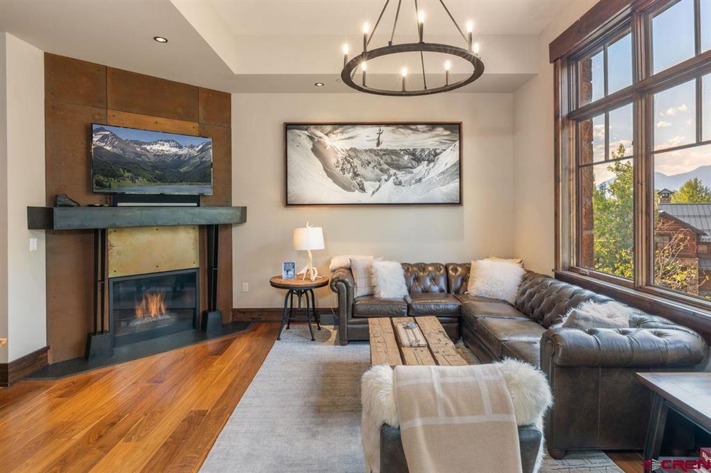12 Elkstone Place 103