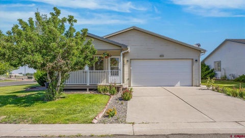 Photo of 1953 Bordeaux Court, Montrose, CO 81401 (MLS # 837078)