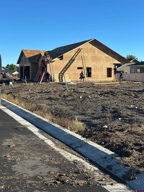 Photo of 1578 6429 Circle, Montrose, CO 81403 (MLS # 839524)