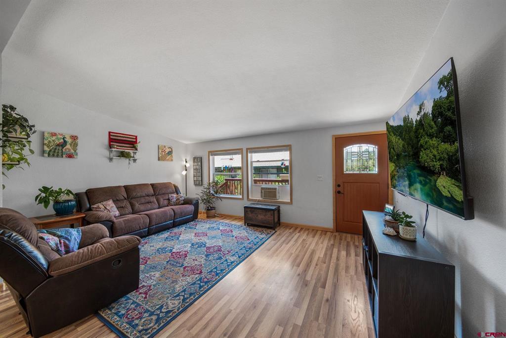 125 Meadowbrook Drive