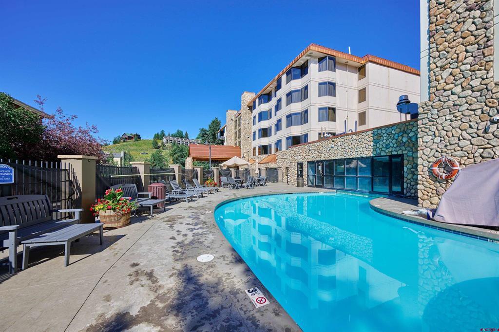 6 Emmons Road 563