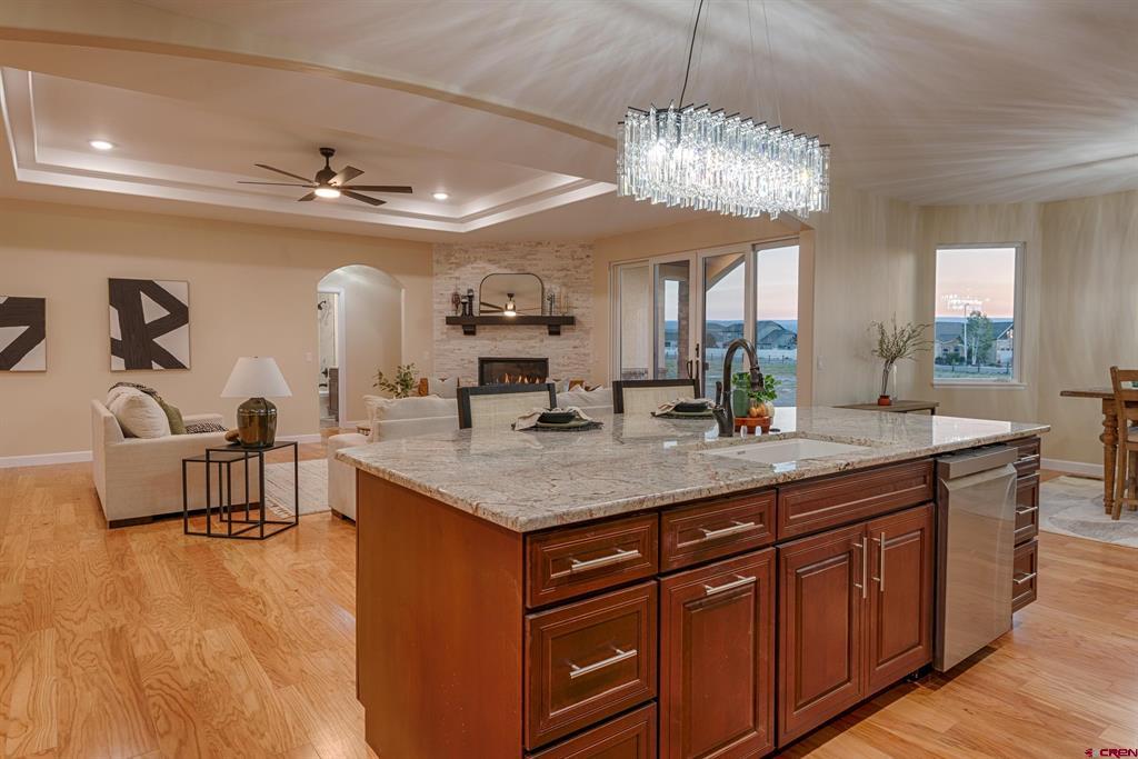 Montrose, Colorado 81401, United States, 4 Bedrooms Bedrooms, ,2 BathroomsBathrooms,Residential,Active,25979