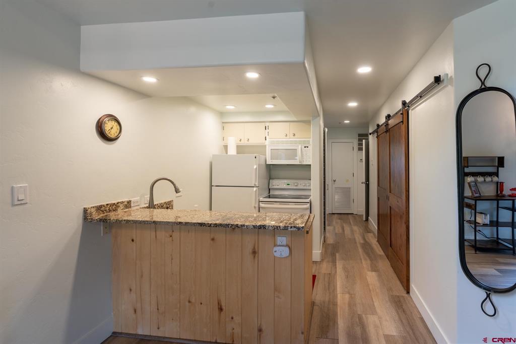 73 S Tamarron Drive 866