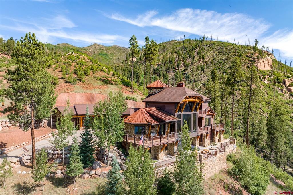 640 Lake View Drive