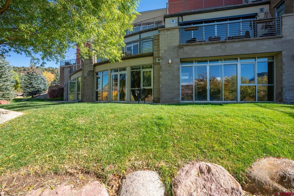 555 Rivergate Lane B4-82