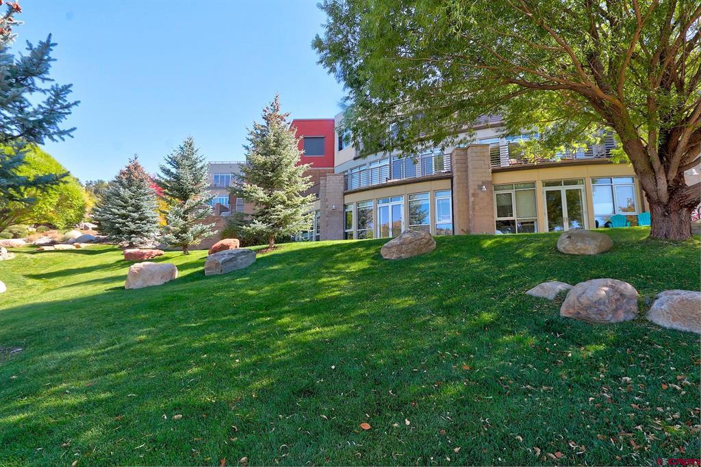 555 Rivergate Lane B4-82