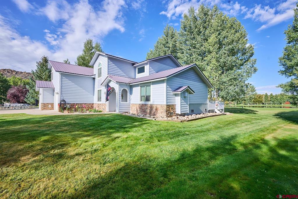 1045 Fairway Lane