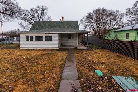 Photo of 345 W Main Street, Montrose, CO 81401 (MLS # 831663)