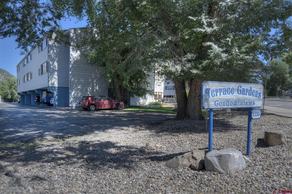 1135 Florida Road C27