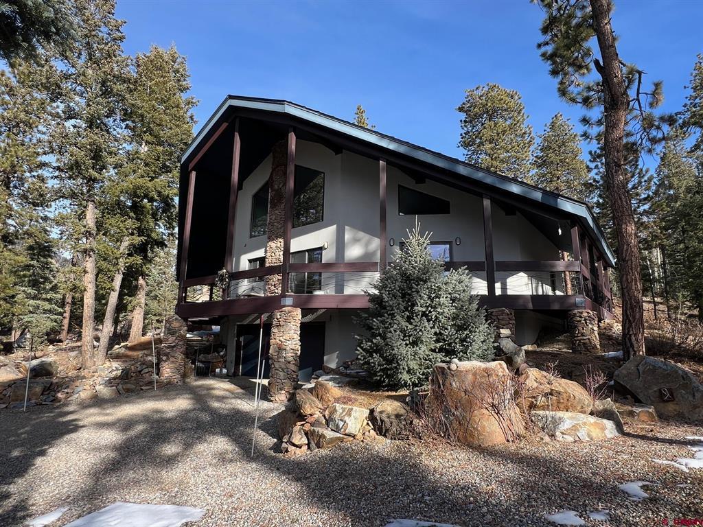 1660 Lake Purgatory Drive