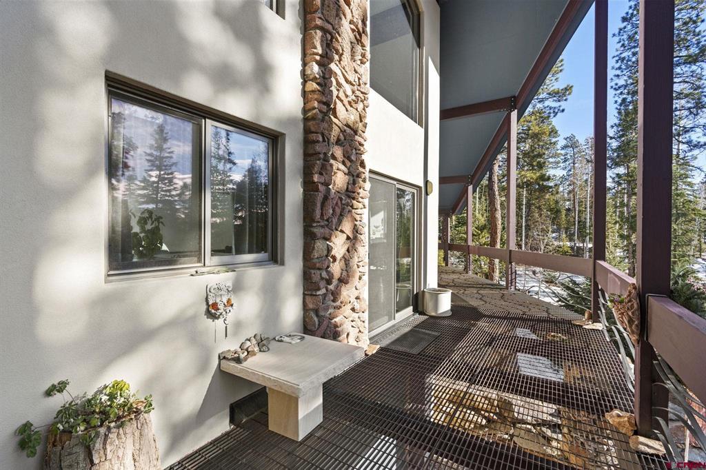 1660 Lake Purgatory Drive